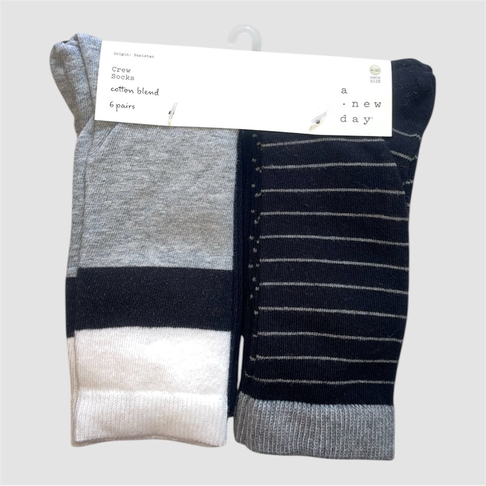 A New Day Women’s Casual Crew Socks 6 pack with Gray, Black, and White Stripes - Picture 5 of 5